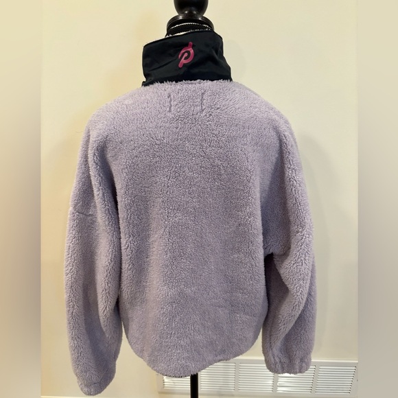 PELOTON Ho121 Sherpa Jacket, size medium - Picture 8 of 11